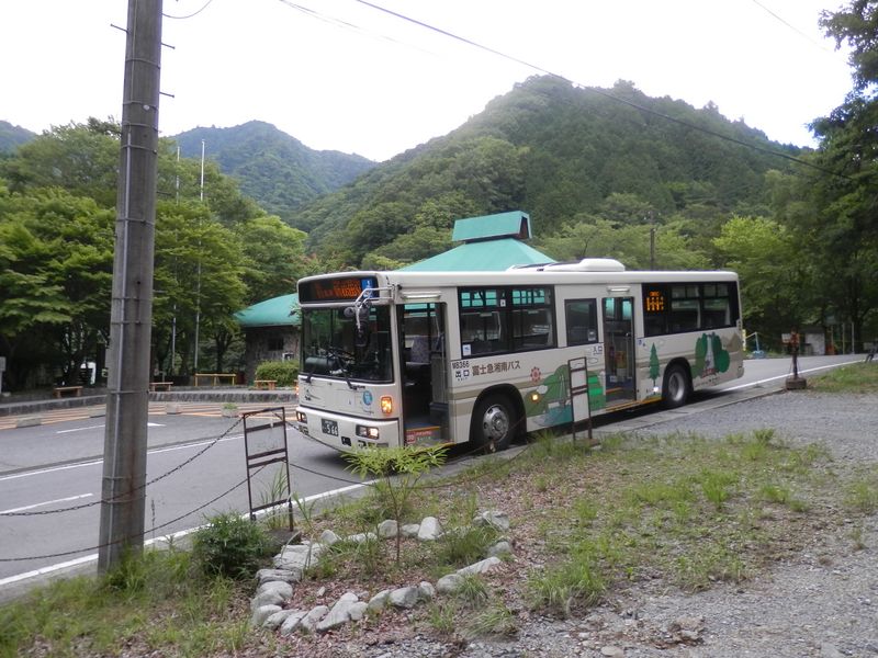  帰りのバスがやって来た