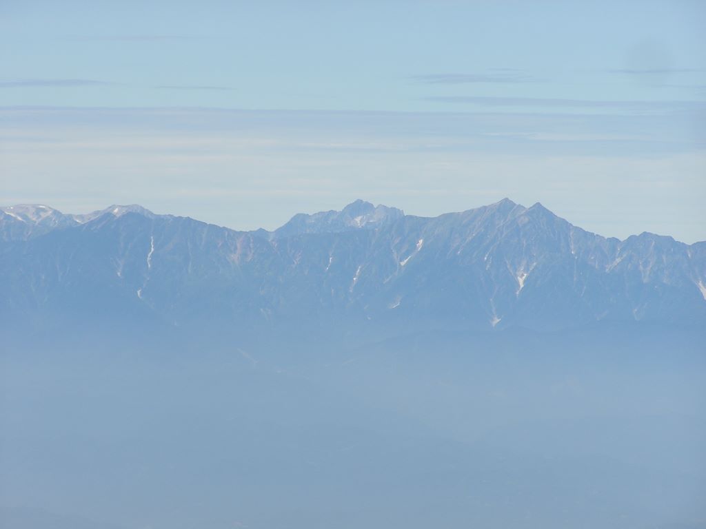 四阿山頂より、後立山連邦、剣岳、鹿島槍ヶ岳を望む
