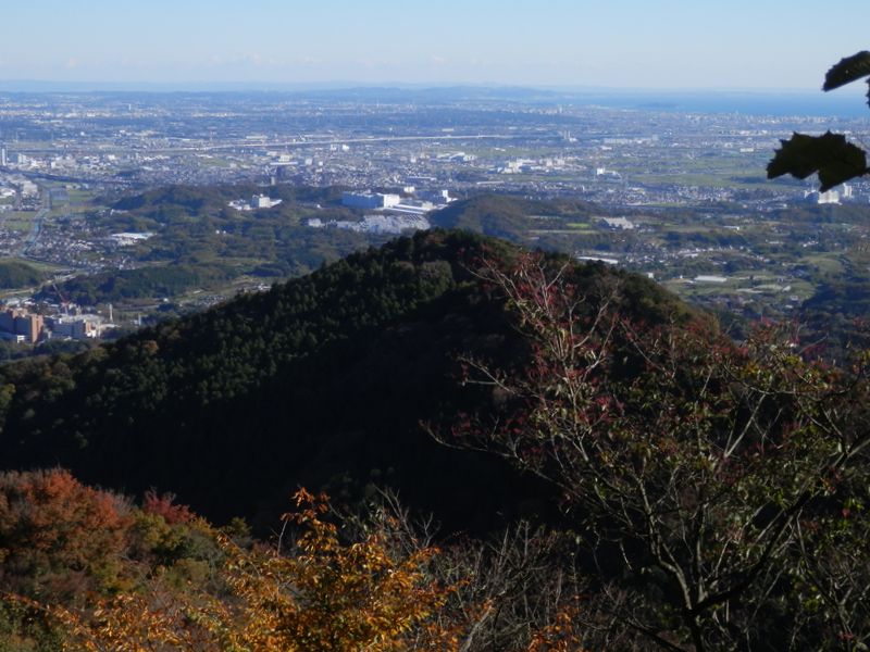 平坦地より、見城山を望む