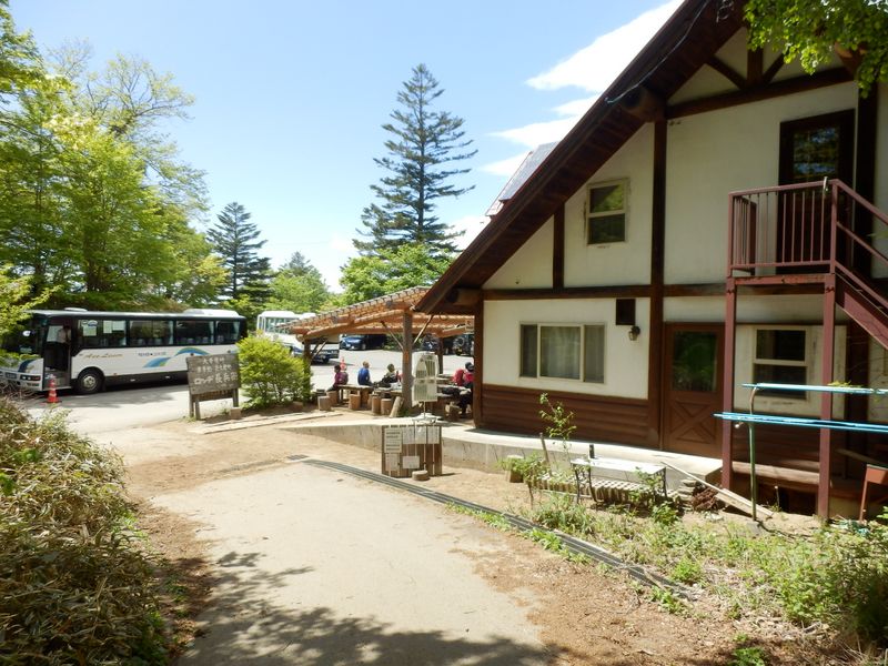 上日川峠に戻って来た