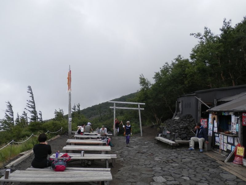 六合目の長田山荘