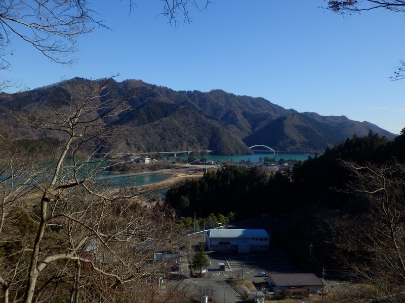 相州アルプスとも呼ばれる峰々