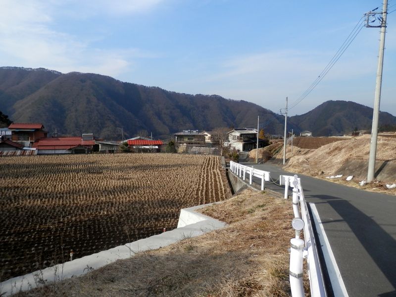 青根の集落が見えてきた