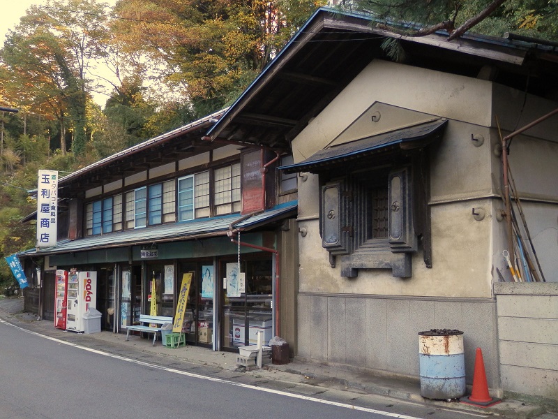 昭和レトロか、明治レトロか