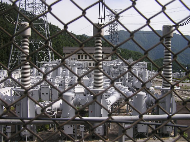 本社ヶ丸 -- 変電設備