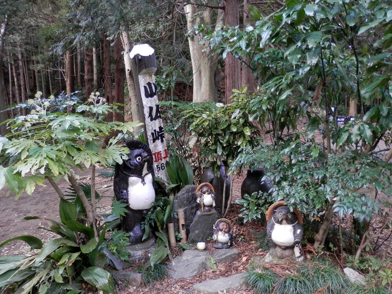 小仏峠の酒好きたち