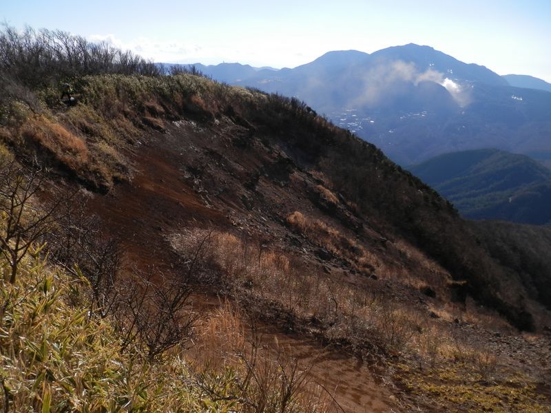 明神ヶ岳南西面の崩落