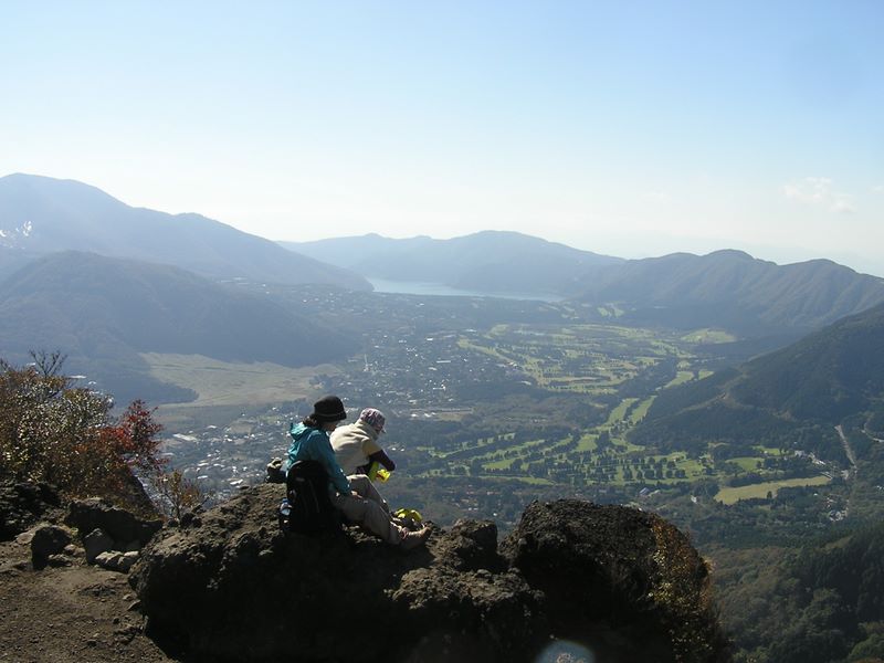 金時山 -- 金時山頂より、芦ノ湖と仙石原を望む