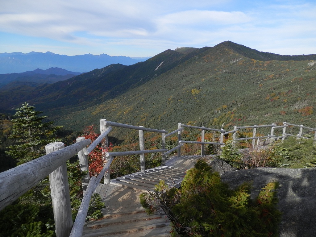 夢の庭園より、もう一度金峰山と南アルプスを望む