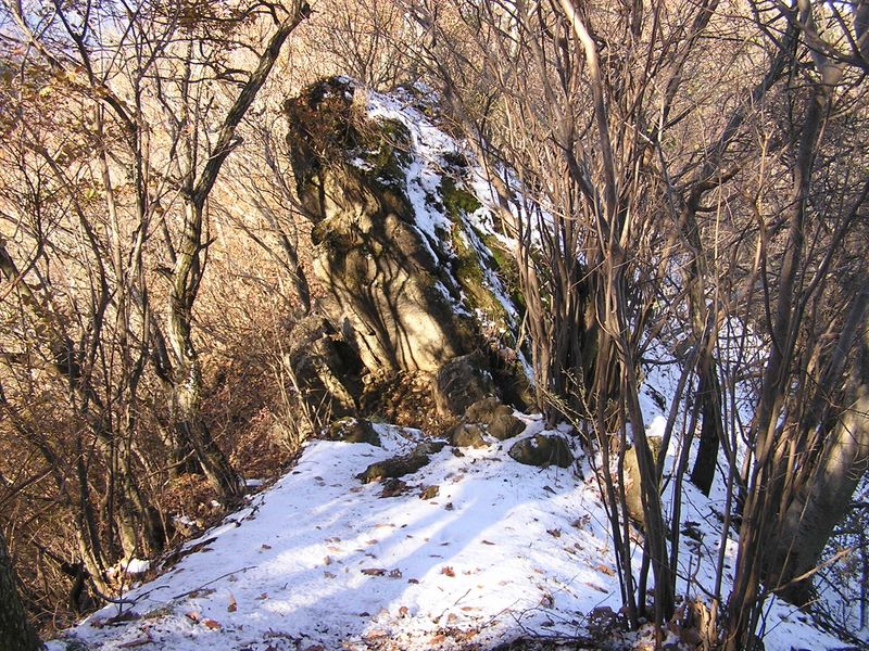 経ヶ岳・華厳山・高取山 -- 経石