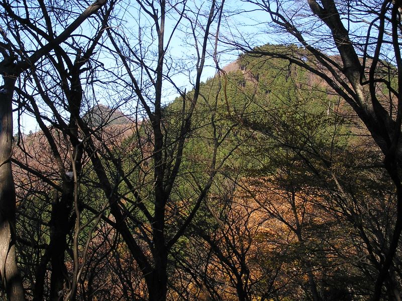 経ヶ岳・華厳山・高取山 -- 経ヶ岳を振り返る