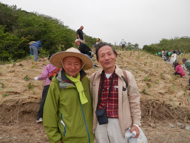 宮脇昭先生とともに