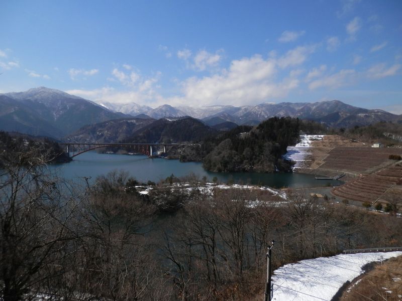 南山遊歩道に取り付くとすぐに見られるパノラマ