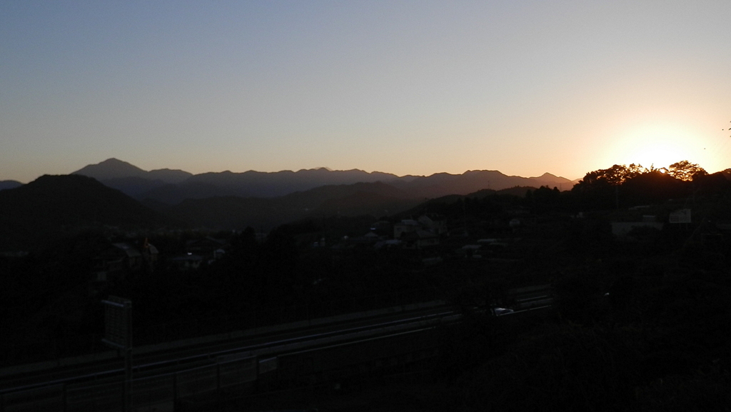 夕暮れの大室山、道志、前道志