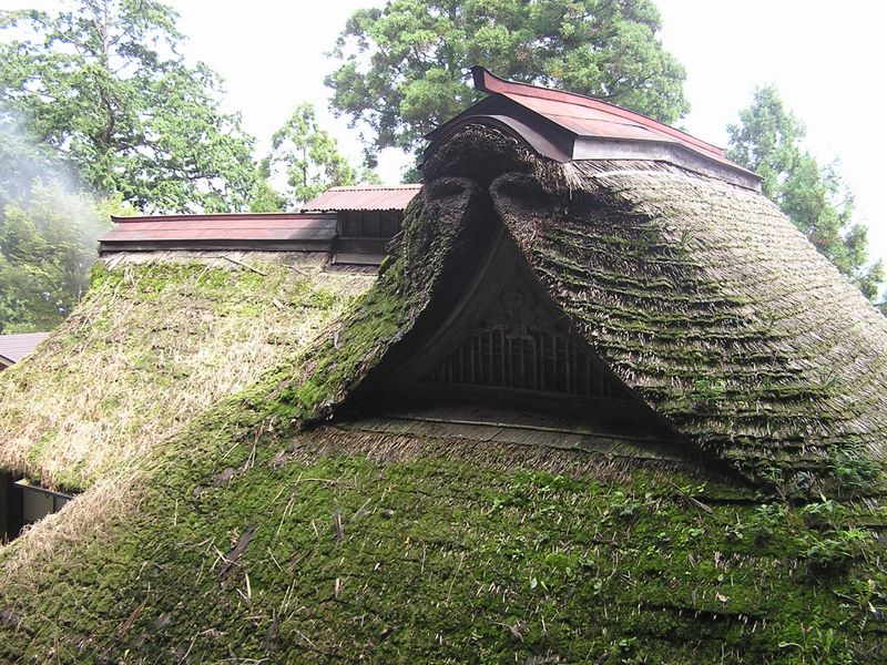 御岳山・日の出山 -- 風雪と風格