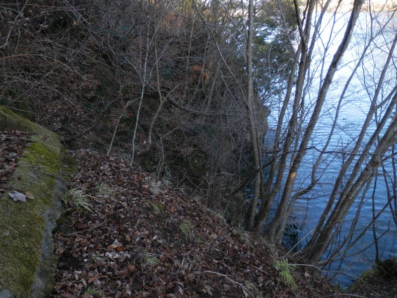 その先は、歩いて行けなくなる