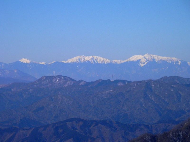 塔ノ岳より、悪沢岳、赤石岳、聖岳を望む