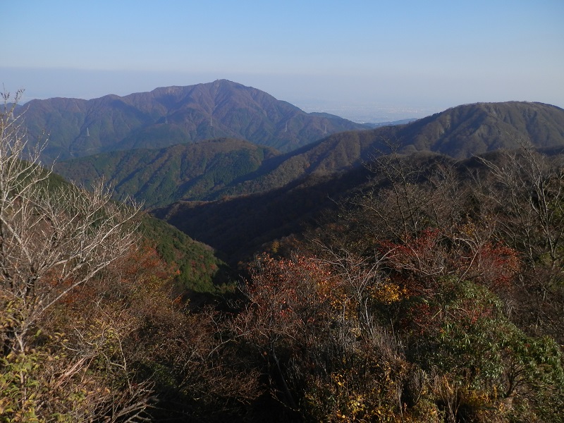 大山と三ノ塔を望む
