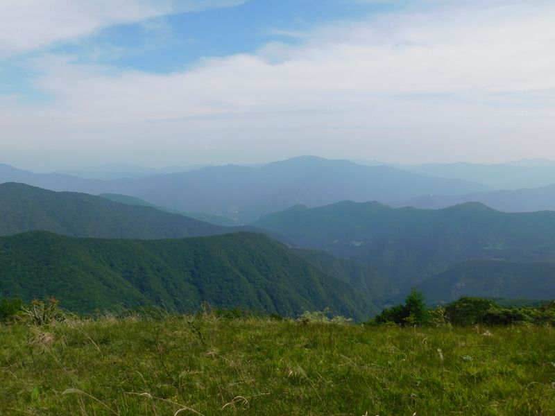 奥多摩湖がうっすらと