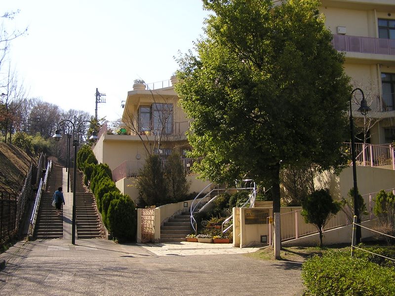 横浜モンテッソーリ幼稚園