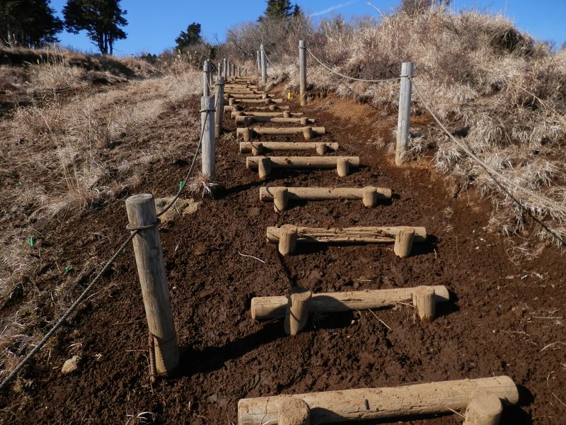 三ノ塔への登り道
