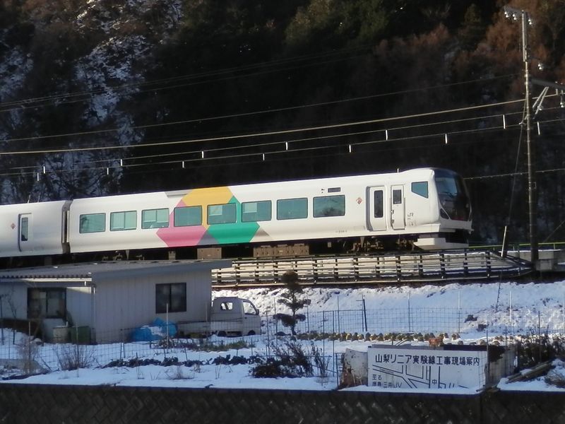 線路の北側に、リニア実験線工事現場案内図