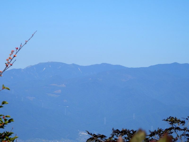 笹子雁ヶ腹摺山から、奥秩父西部を望む(1)