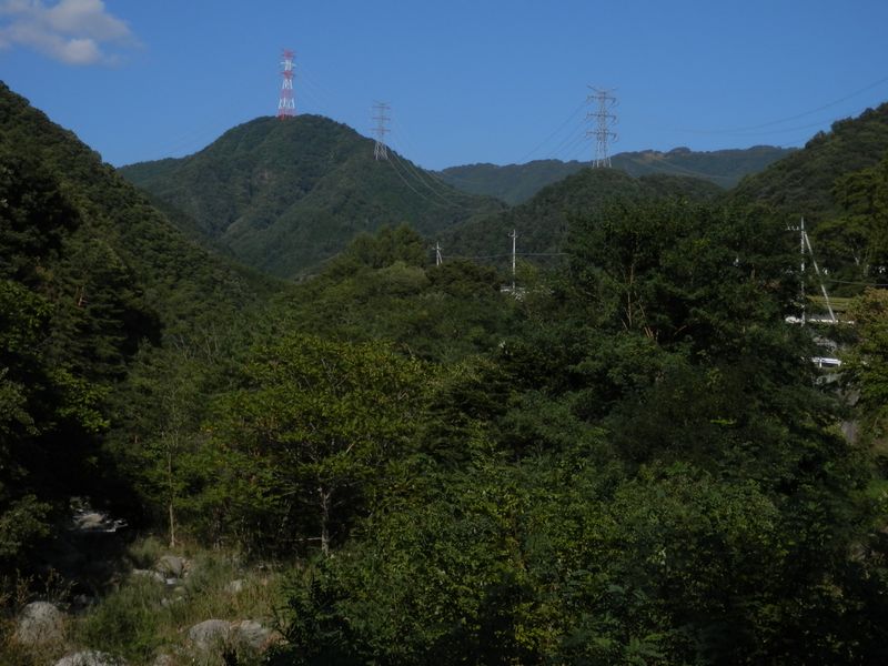 景徳院入り口より、ハマイバあたりを望む