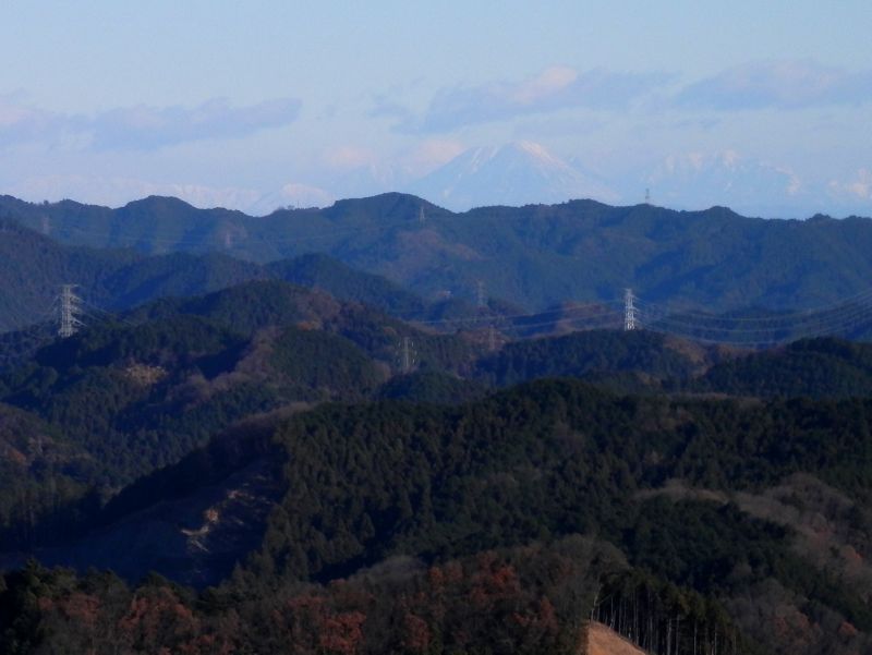 三方山の伐採地より、男体山を望む