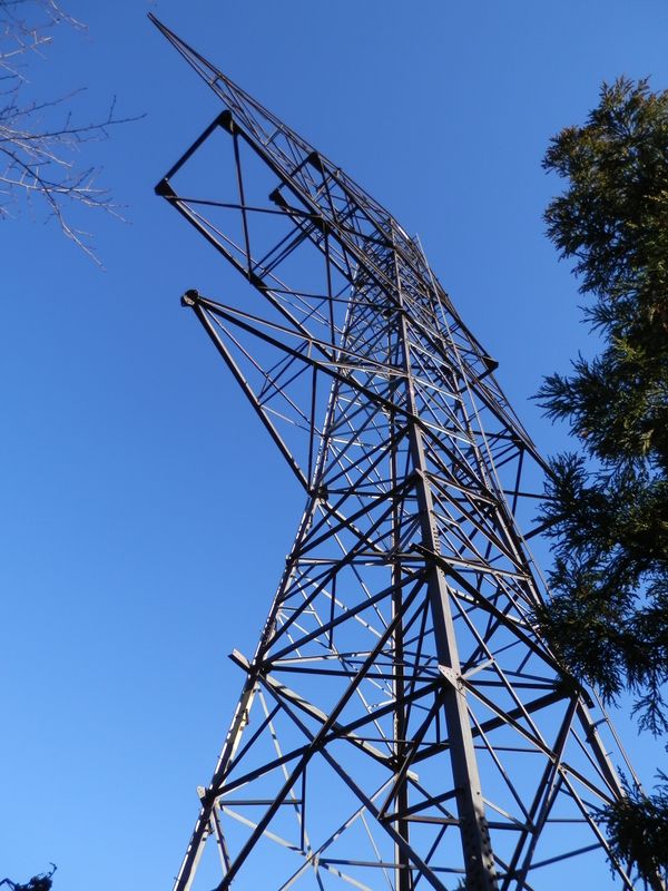 41号鉄塔に送電線はない