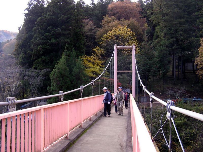 相模湖から城山・高尾山 -- 弁天橋