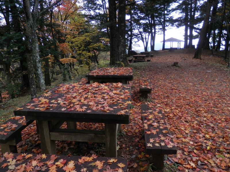 ヘリポートの先に、展望台がある