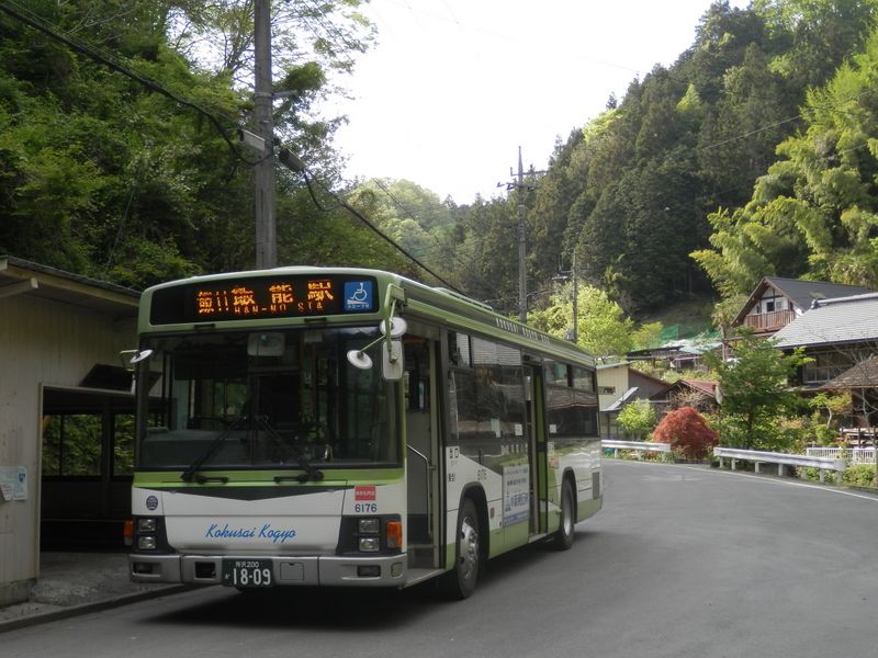 飯能駅行きバスが来た