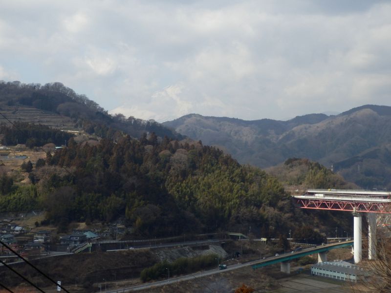きょうの富士山は雲隠れ