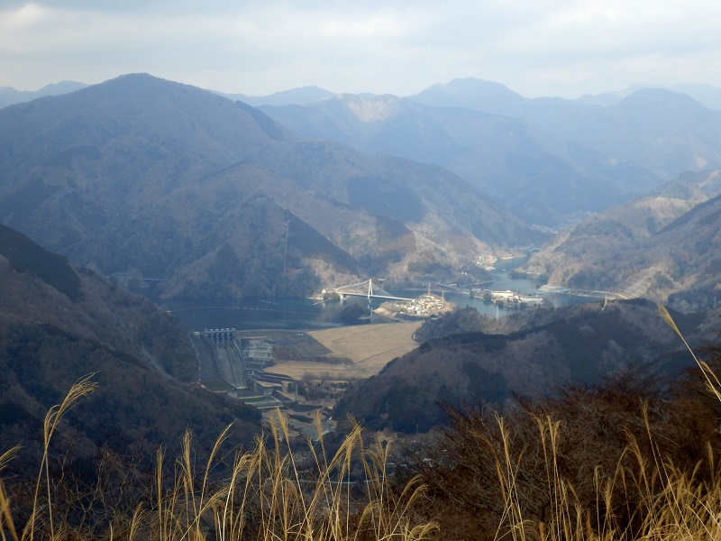 二つの権現山、屏風岩山、畦ヶ丸など
