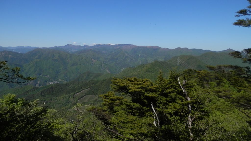 大菩薩嶺から滝子山までと、笹子雁ヶ腹摺山など
