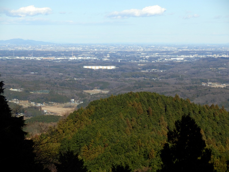 先ほど歩いて来た西山高取