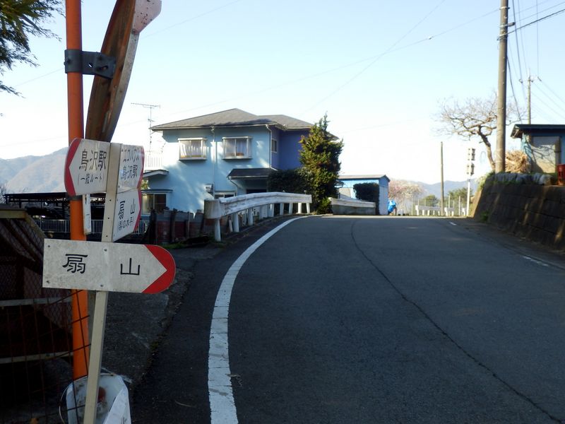 山谷ルートの登山路