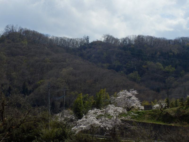御春山の休憩所