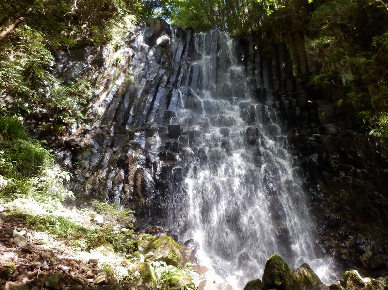 六方の滝の全体像