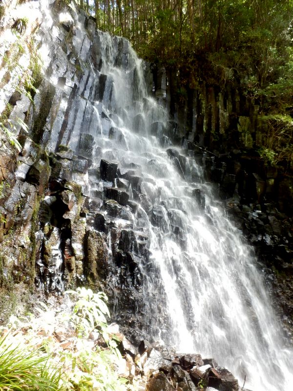 六方の滝を少し横から