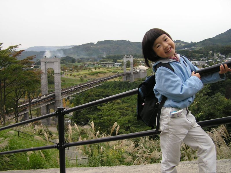 丹沢 三ノ塔 -- 風の吊り橋が見えました