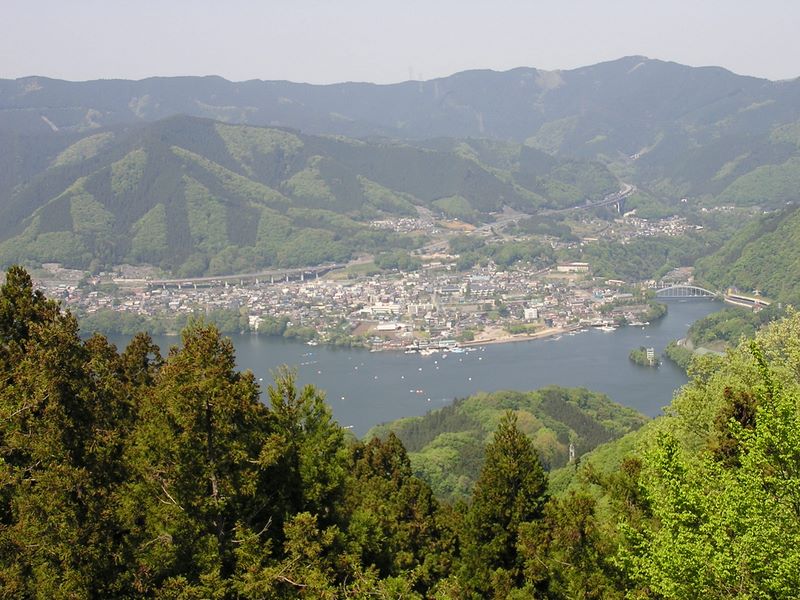 石老山 -- 高尾—城山—陣場コースのパノラマ