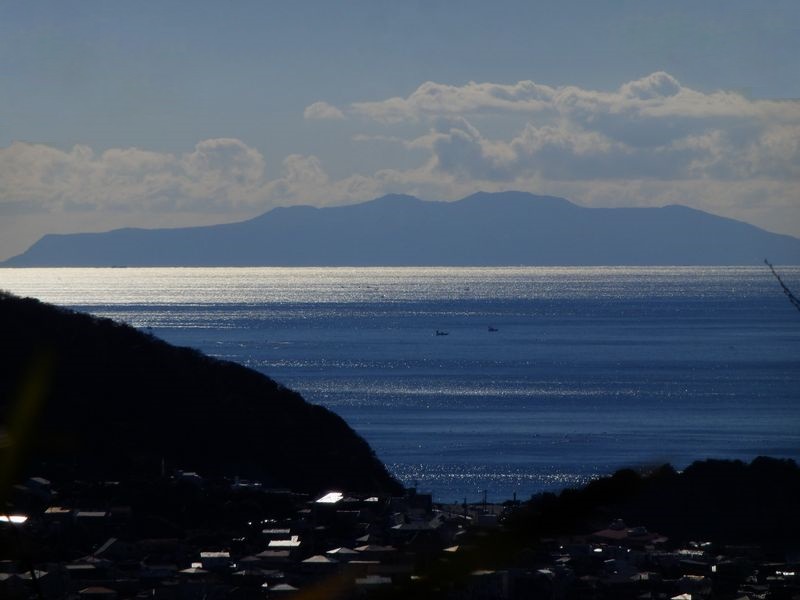伊豆大島のシルエット