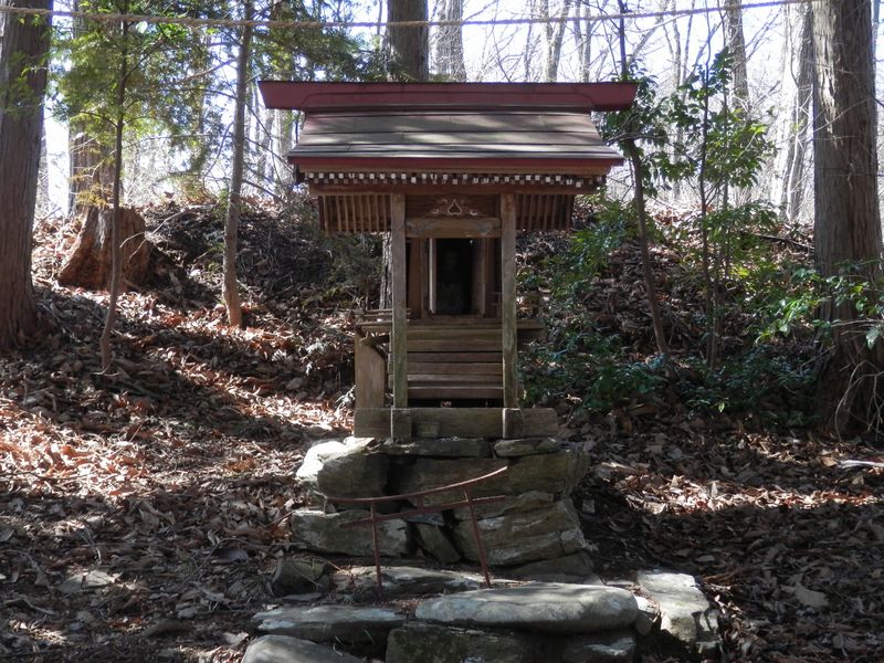 浅間尾根 -- 浅間神社