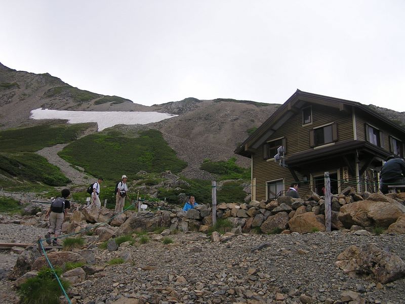 仙丈ヶ岳 -- 仙丈小屋に到着