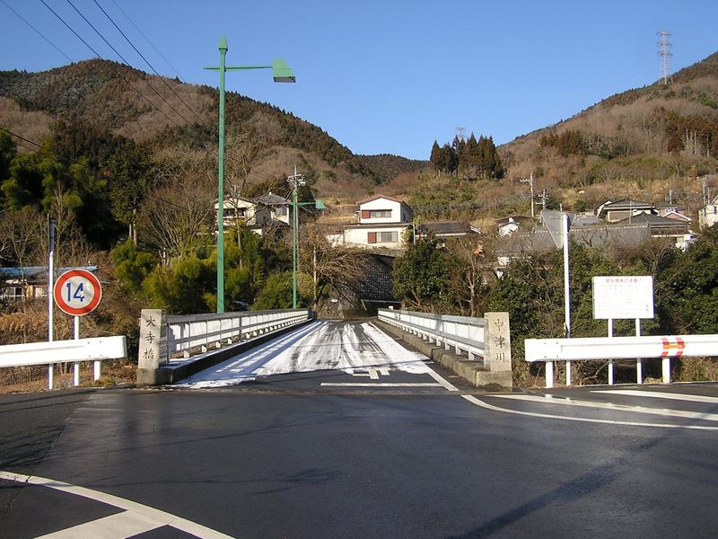 シダンゴ山 -- 大寺橋