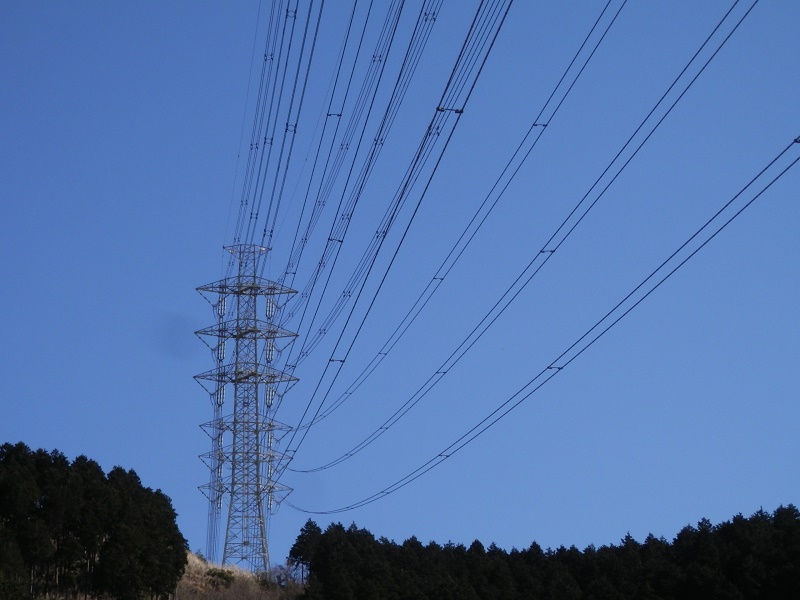 秦浜線8号より、9号を望む