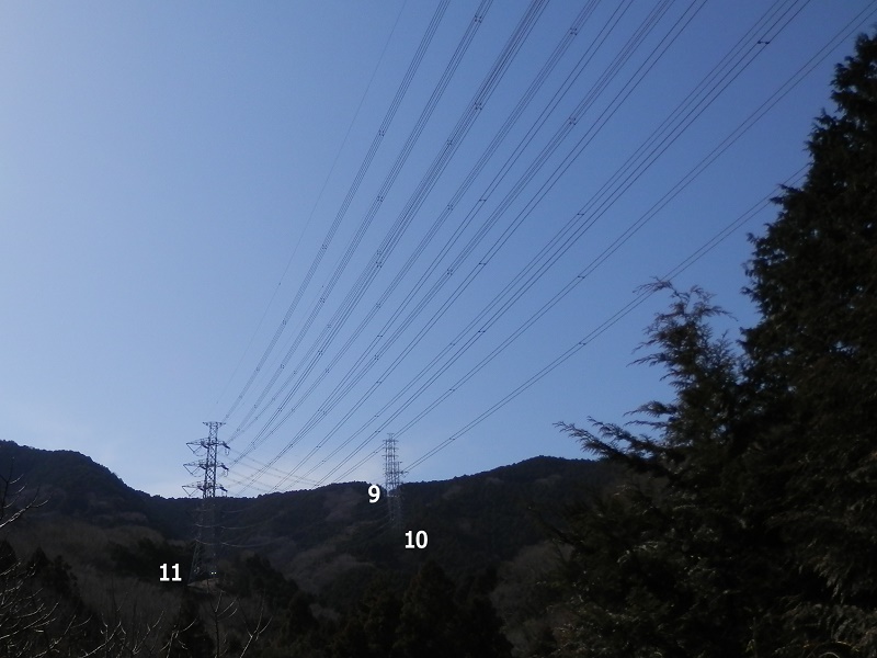 秦浜線12号の近くより、11号、10号、9号を望む