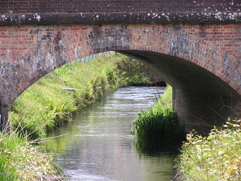高川山･九鬼山 -- 駒橋発電所への水路に架かる橋